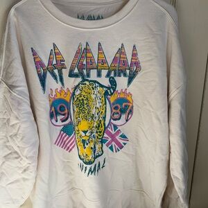 Def Leppard crewmen’s sweatshirt size Large great condition